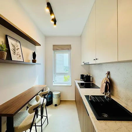 Joy M11-81 Apartmán Temešvár